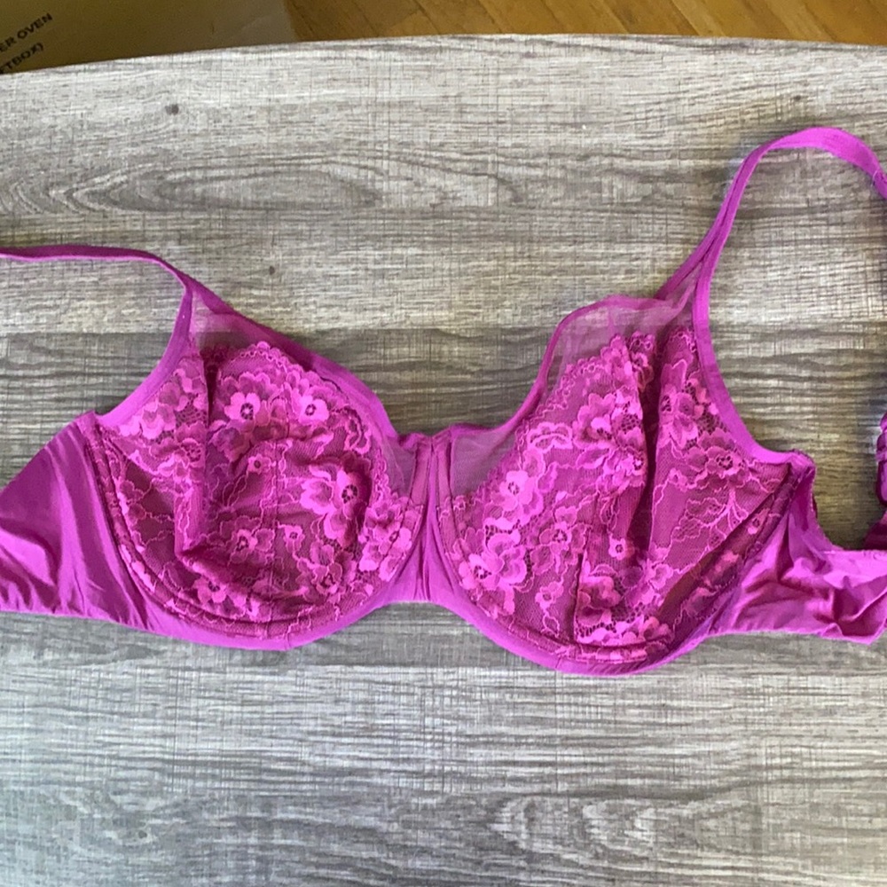 Apt 9 bra